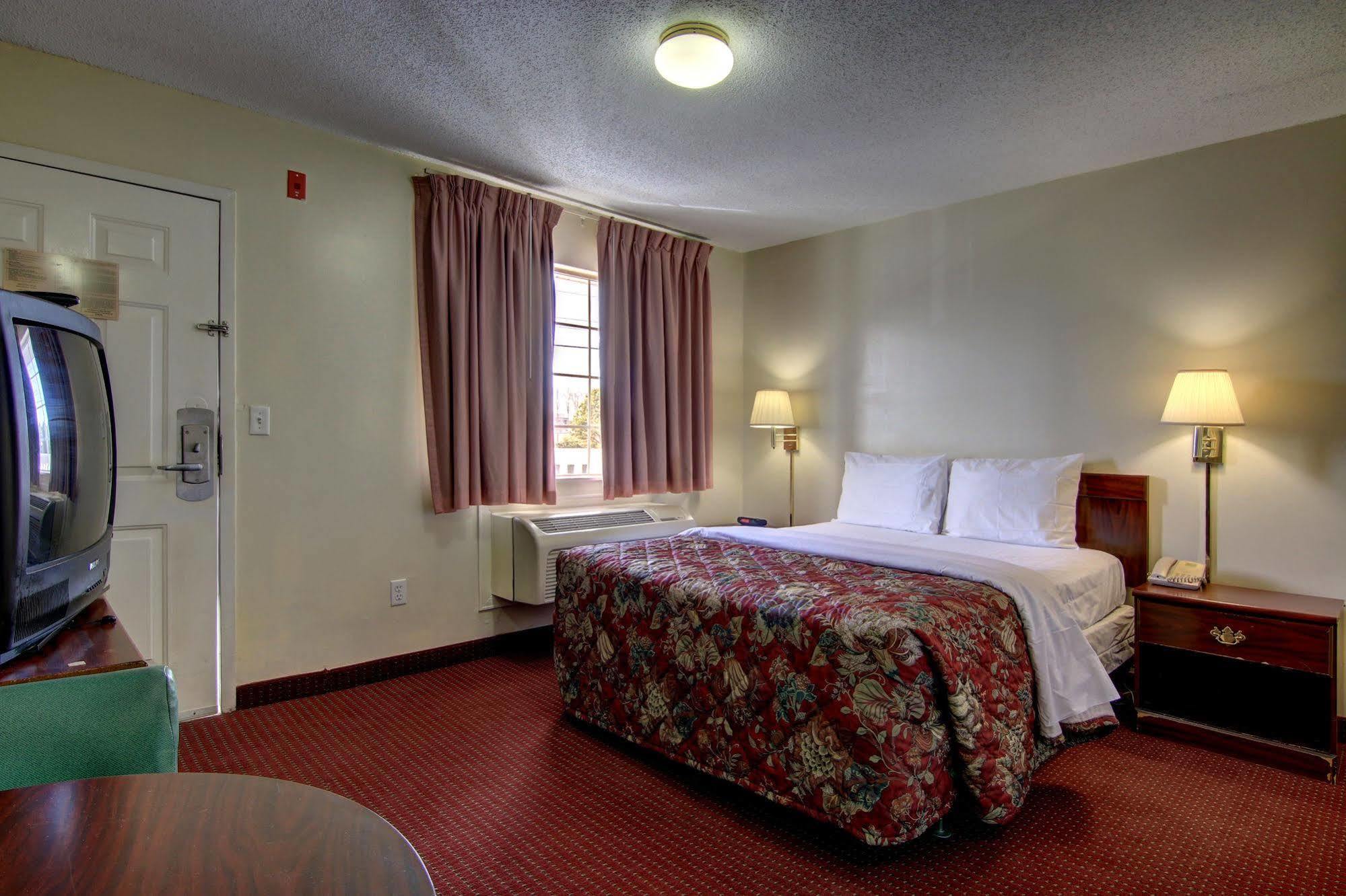 Intown Suites Extended Stay Atlanta Ga - Suwanee Εξωτερικό φωτογραφία